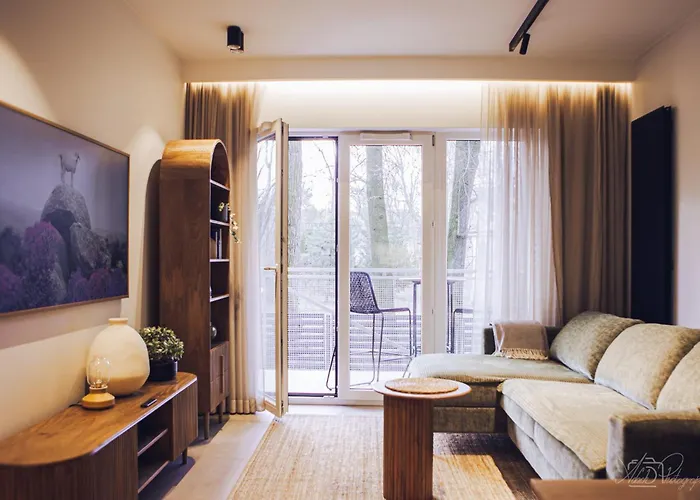 D77 Luxury * Łódź